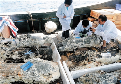 中国斥资3亿打捞南海一号船身800年未腐宝藏价值3000亿美金(图1)