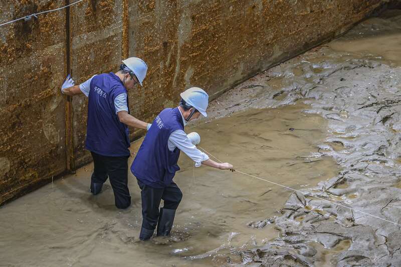 九游娱乐官方网站:【央媒市媒看渝中】《重庆日报》:文脉醒 烟火盛 活力兴 母城渝中的“出圈”密码(图1)